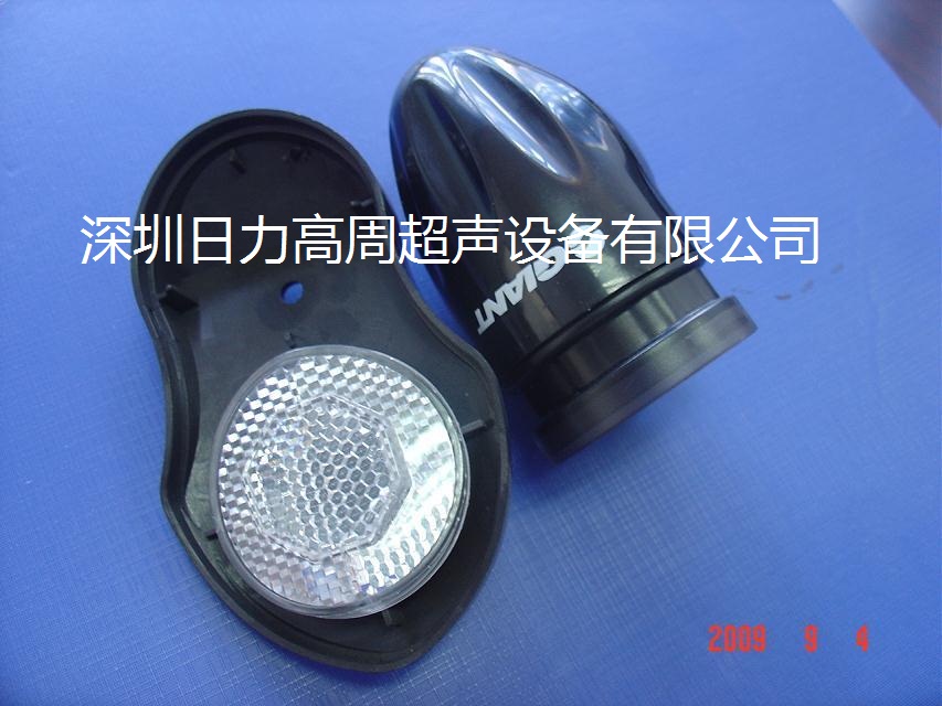 自動轉盤式超聲波焊接機(16工位)